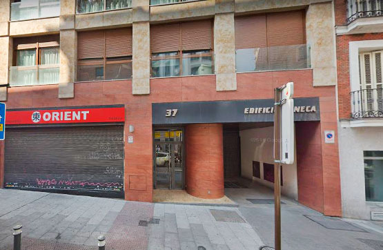 Plaza de garaje  en calle Leganitos, Madrid