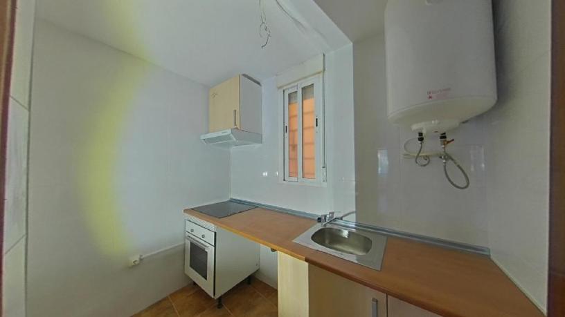 56m² Flat on street Agustin Rodriguez Bonat, Madrid