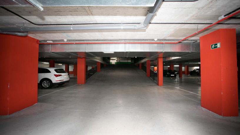 Plaza de garaje de 36m² en calle Cabanillas De La Sierra, Madrid