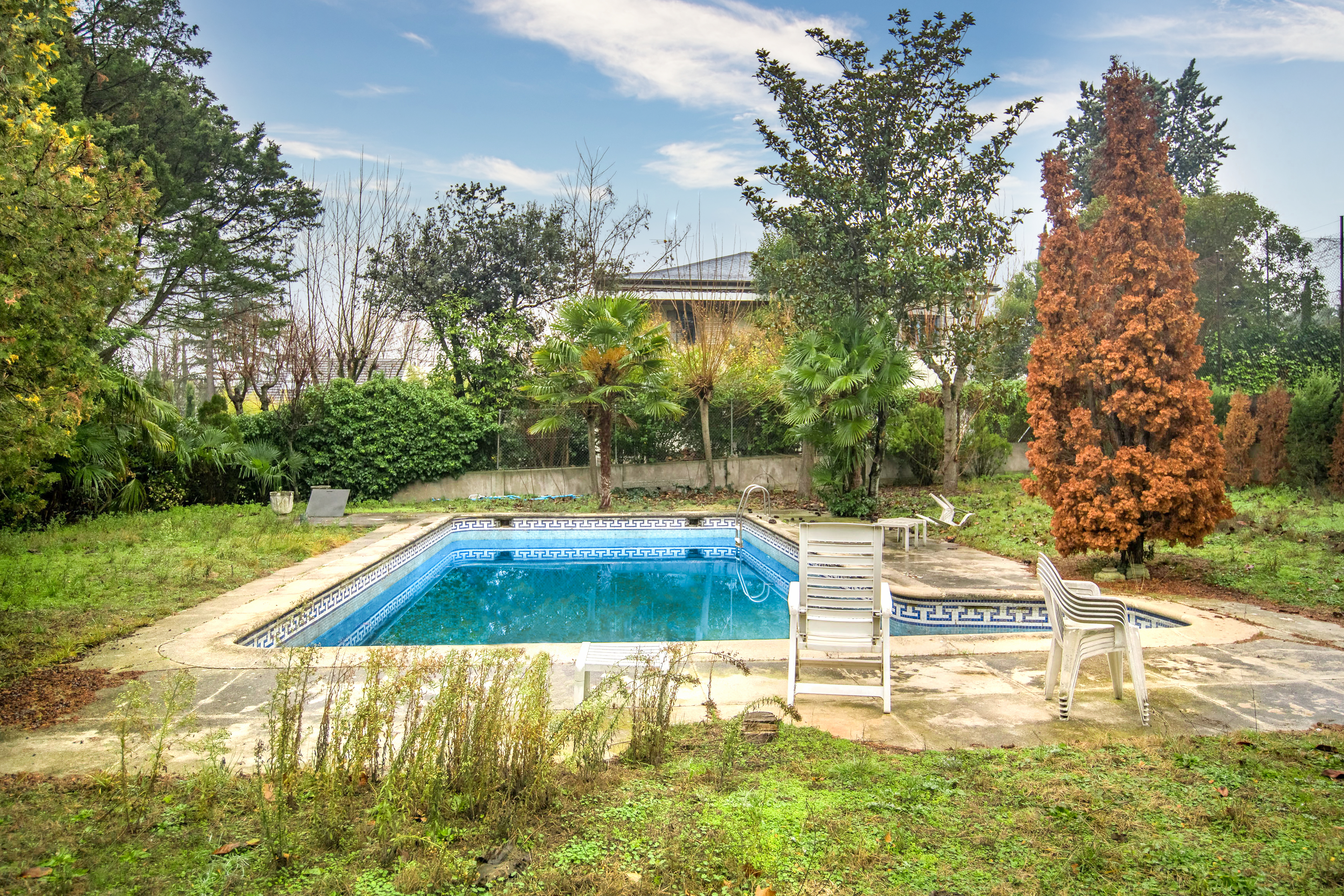 Chalet en calle Amorebieta, Madrid