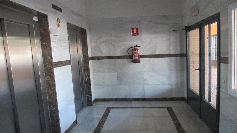 Plaza de garaje en calle Vicente Carballal, Madrid