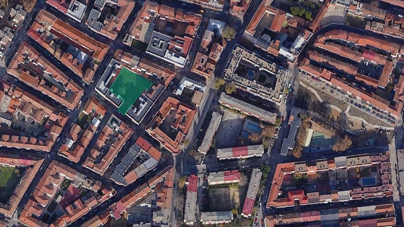 Suelo urbano de 1259m² en calle Pedro Jimenez, Madrid