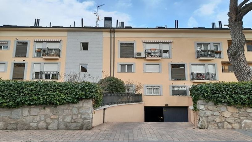 Plaza de garaje de 29m² en calle Fuente Del Alamo, Collado Villalba, Madrid