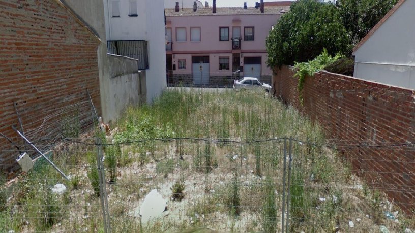 Terrain urbain de 220m² dans rue Dr Marañon, Mejorada Del Campo, Madrid