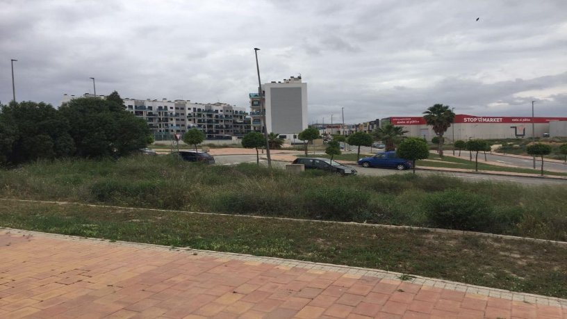 Suelo urbano de 2163m² en calle Unidad De Actuacion 3, Alcantarilla, Murcia