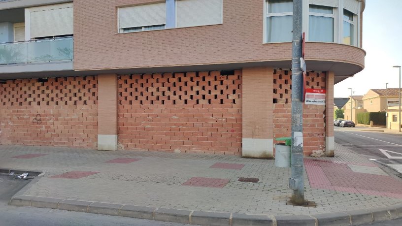 Local comercial de 137m² en calle Cl Reina Sofia, Murcia