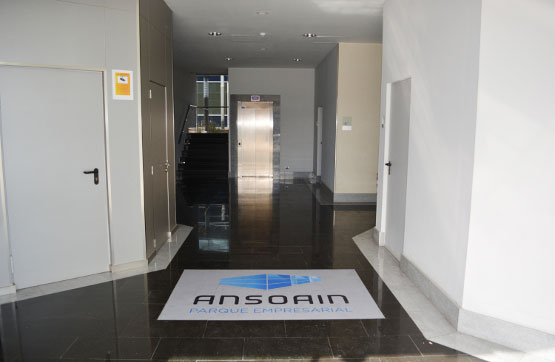 Oficina de 81m² en calle Larrazko, Ansoáin/antsoain, Navarra