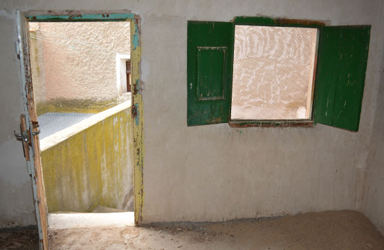House on street San Miguel, Cortes