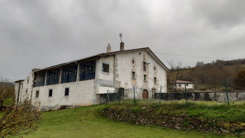 Casa  en calle Santa Engracia - Casa Izarrenea - Uitzi, Larraun