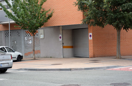 Parking space in street Padre Perez Goyena, Huarte/uharte, Navarra