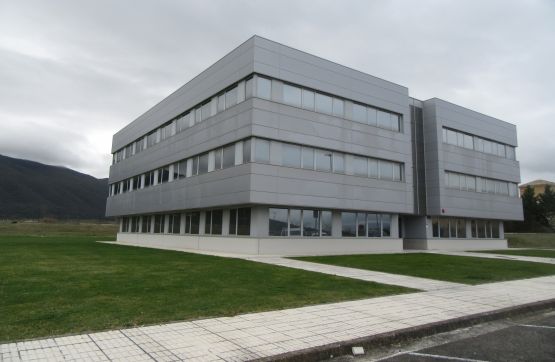 Bureau de 180m² dans rue De Italia, Noáin (Valle De Elorz)/noain (Elortzibar), Navarra