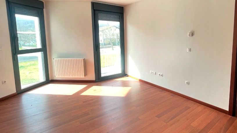 Piso de 52m² en calle Iturriburu, Lekunberri, Navarra