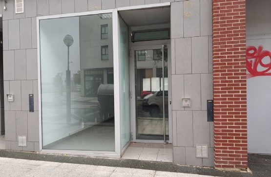 Local comercial de 208m² en calle Madre Teresa De Calcuta, Vitoria-gasteiz, Álava