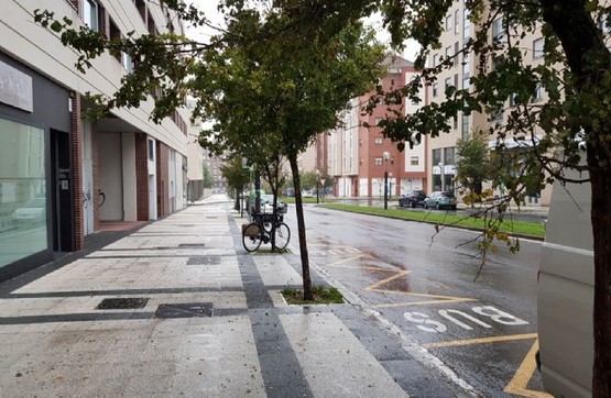 Locaux commerciaux de 208m² dans rue Madre Teresa De Calcuta, Vitoria-gasteiz, Álava