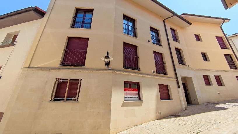 Piso de 46.00 m² con 2 habitaciones  con 1 baño  en Calle Subida Al Castillo 7, Vitoria-gasteiz