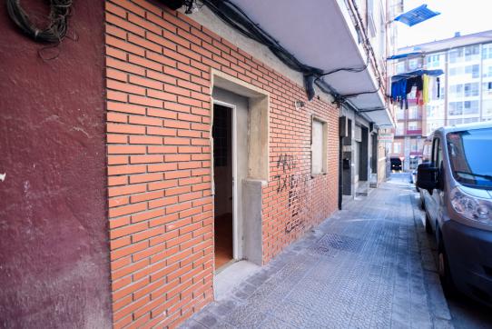 Local comercial en grupo Guipuzcoa, Santurtzi