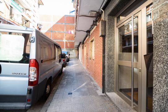 Local comercial en grupo Guipuzcoa, Santurtzi