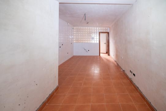 Local comercial en grupo Guipuzcoa, Santurtzi