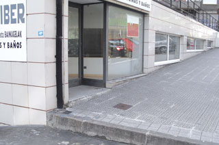 Local comercial de 158m² en calle Del Carmen, Amorebieta-etxano, Vizcaya