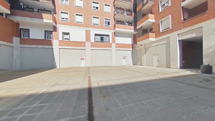 Local comercial de 636m² en calle Zubiaur Tar Kepa, Bermeo, Vizcaya