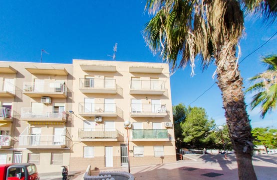 Piso de 83m² en calle Taibilla, Santa Pola, Alicante