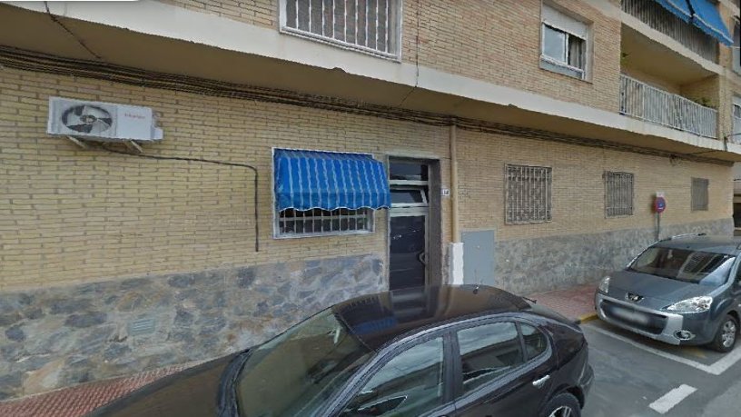 Piso de 107m² en calle San Antonio, Santa Pola, Alicante