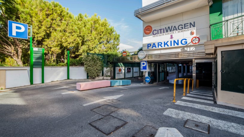 Local/Parking in avenue Ansaldo, Alicante/alacant, Alicante