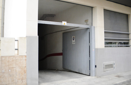 Plaza de garaje de 20m² en calle San Francisco, Dolores, Alicante