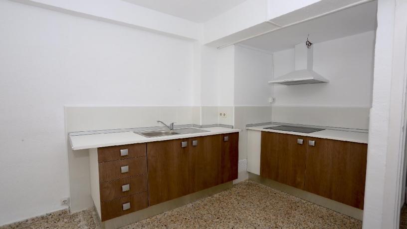 Piso de 53m² en calle Maestro Serrano, Calp, Alicante