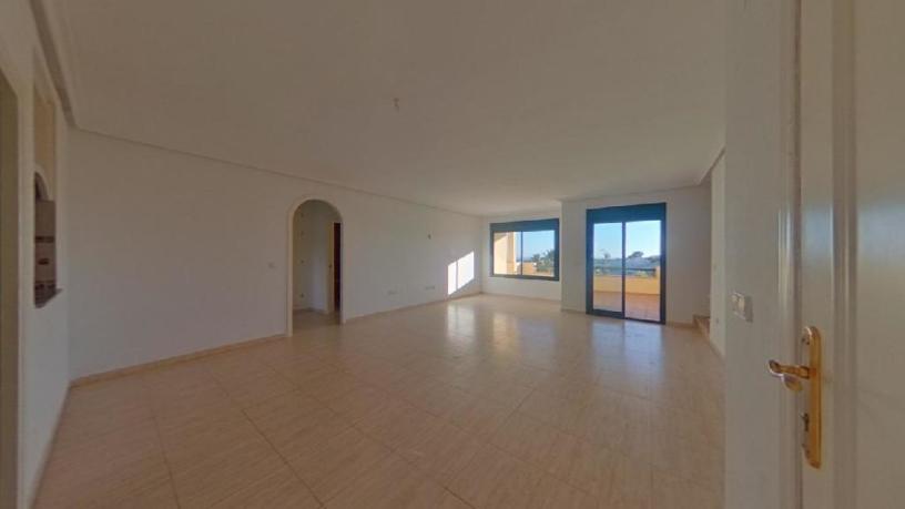 Piso de 121m² en avenida Conjunto Residencial Lomas De Campoamor, R-17, Orihuela, Alicante