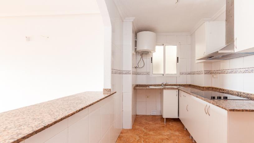 60m² Flat on boulevard Juan Mateo Garcia Lorca, Torrevieja, Alicante