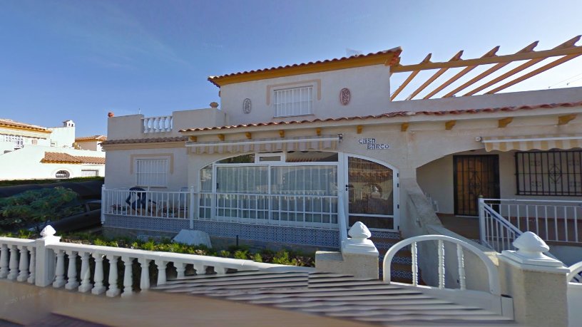 55m² Townhouse on street Barlovento, Torrevieja, Alicante