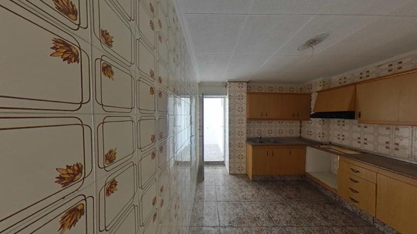 Appartement de 141m² dans rue Asuncion Parreño Garcia, Elche/elx, Alicante