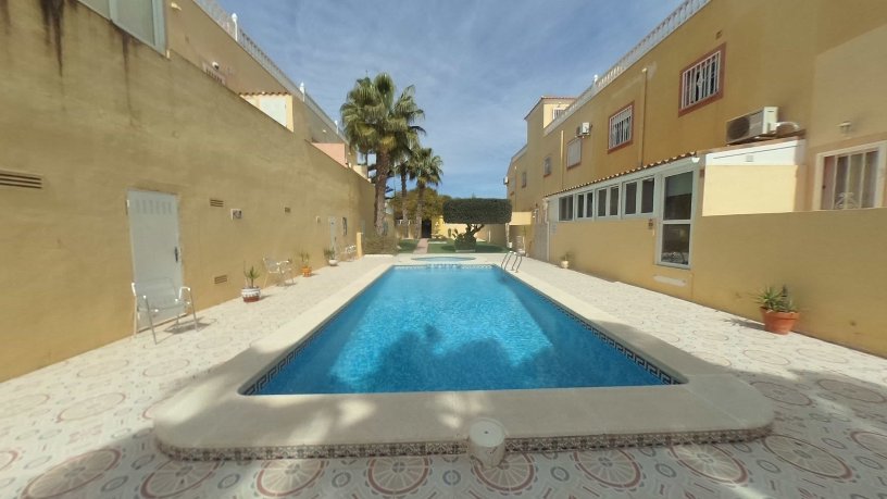 60m² Townhouse on street Pico Lobo, Orihuela, Alicante