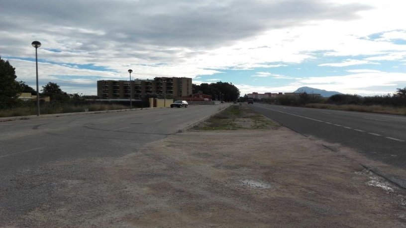 Suelo urbano de 3300m² en avenida Valencia, Verger (El), Alicante