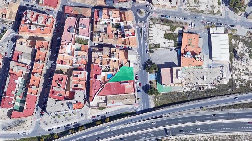 Suelo urbano de 371m² en calle Musico Jo Torregrosa-vill, Alicante/alacant, Alicante