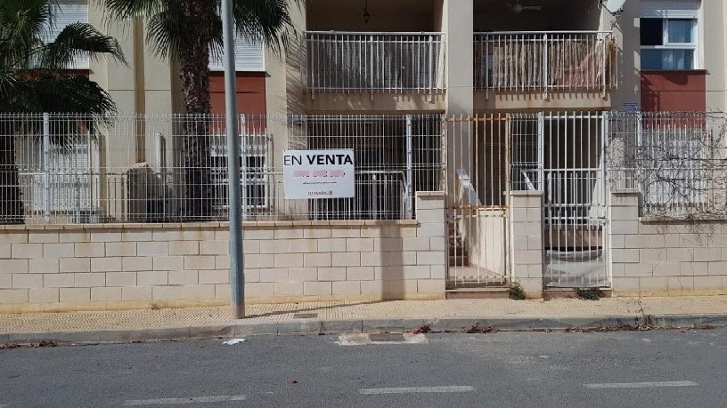 Obra parada en urbanización Las Lomas De Cabo Roig, Orihuela, Alicante