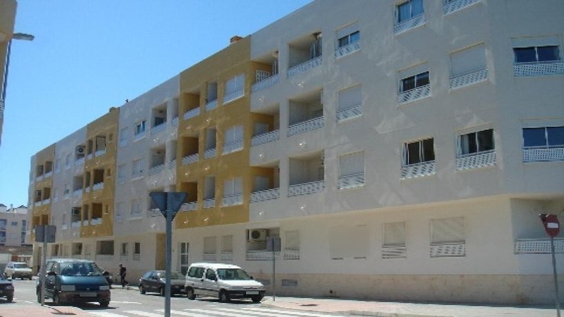 Plaza de garaje de 12m² en calle Republica Argentina, Almoradí, Alicante