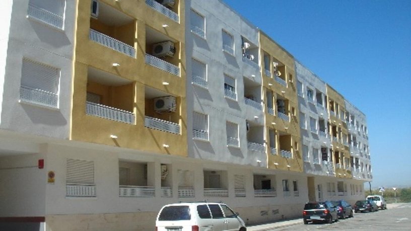 Plaza de garaje de 12m² en calle Republica Argentina, Almoradí, Alicante