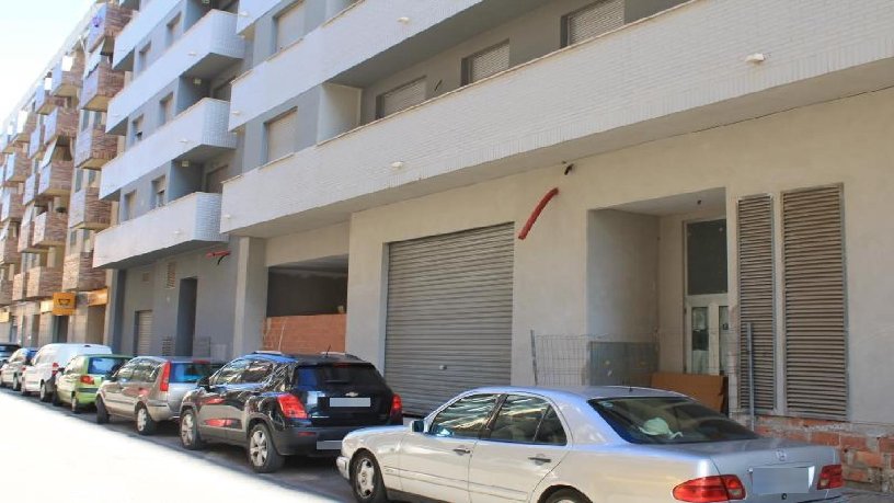 Local comercial de 532m² en calle Turia, Dénia, Alicante