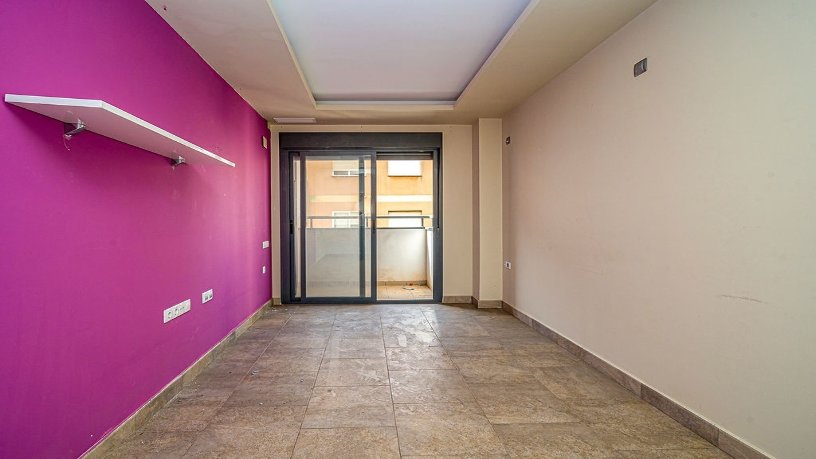 Piso de 70m² en calle San Pascual, Torrevieja, Alicante