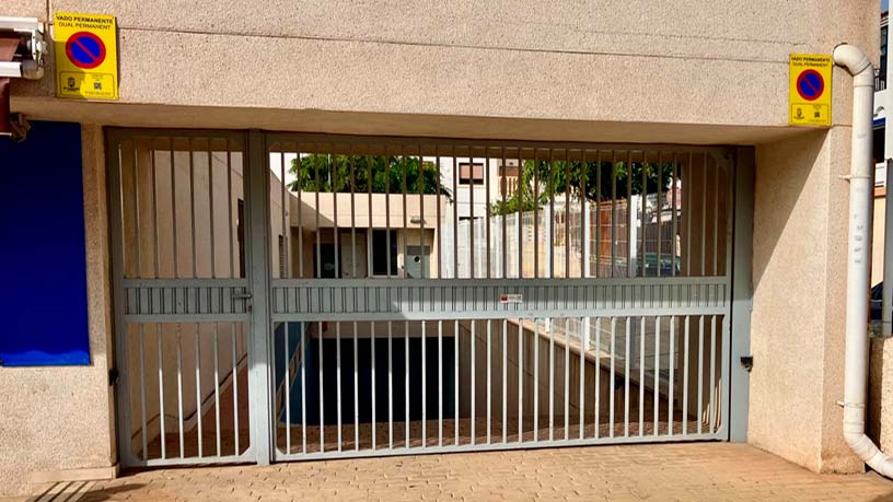 Plaza de garaje en avenida Joan Baptista Basset I Ramos, Campello (El), Alicante