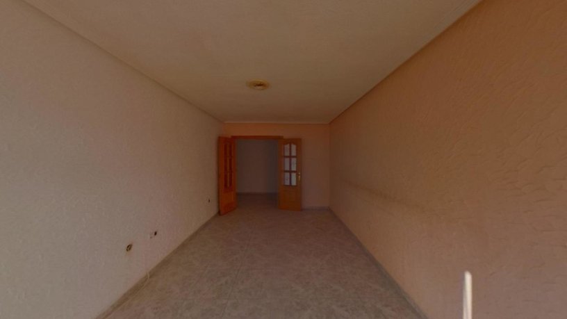 98m² Flat on street Huerta (La), Petrer, Alicante