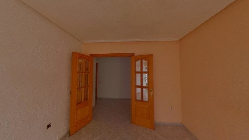 Piso de 98m² en calle Huerta (La), Petrer, Alicante