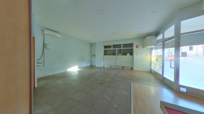 Local comercial de 70m² en calle Manuel Alcaraz Mora, Elche/elx, Alicante