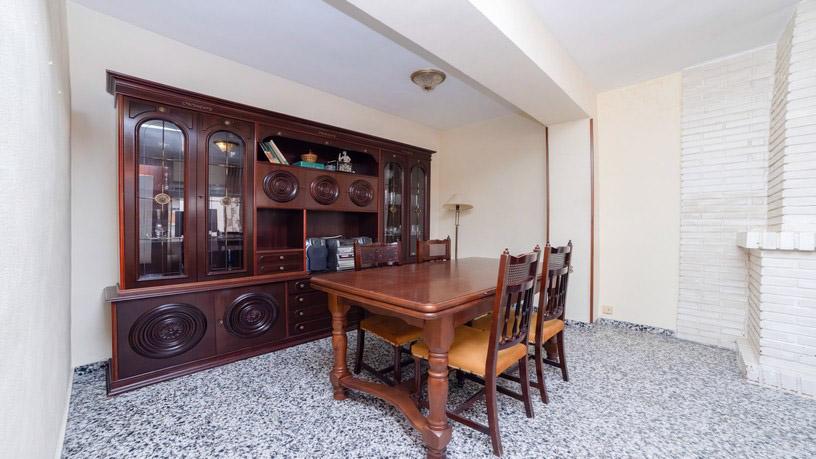 Maison de 360m² dans rue Doctor Salcedo, Onil, Alicante