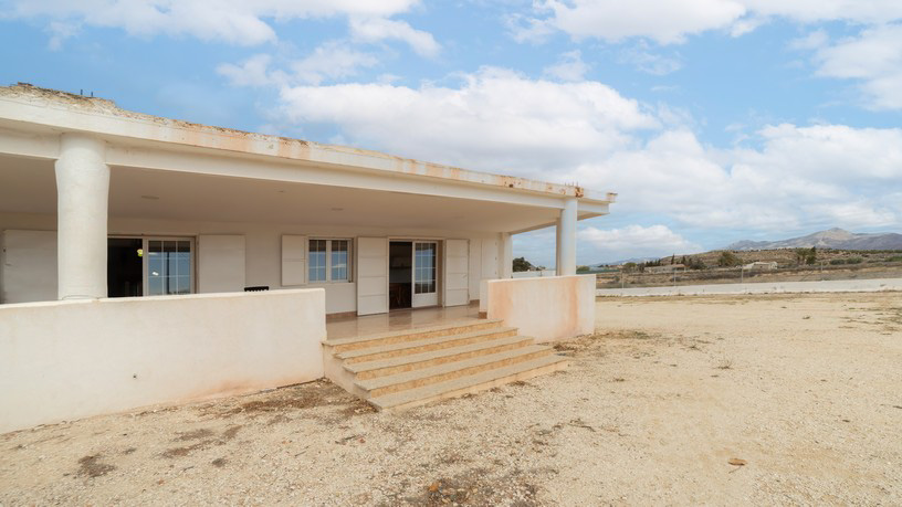 Chalet de 392m² en tipovia.otros Horna Baja, Novelda, Alicante