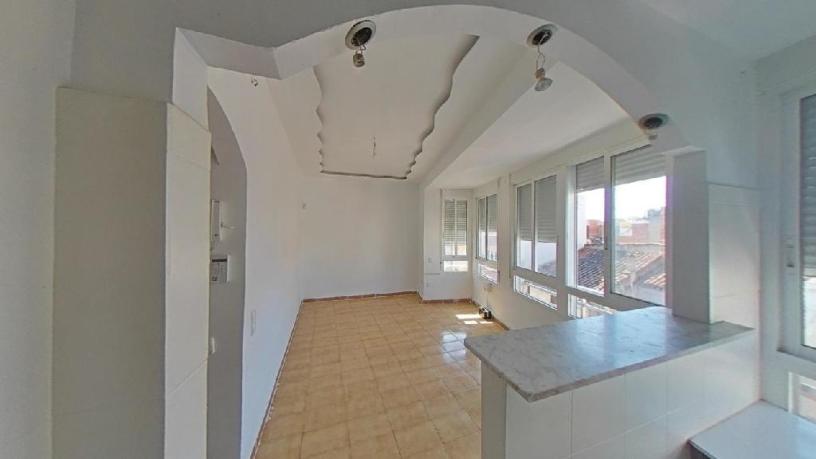 Piso de 69m² en calle D' Alcala De Xivert, Benicarló, Castellón