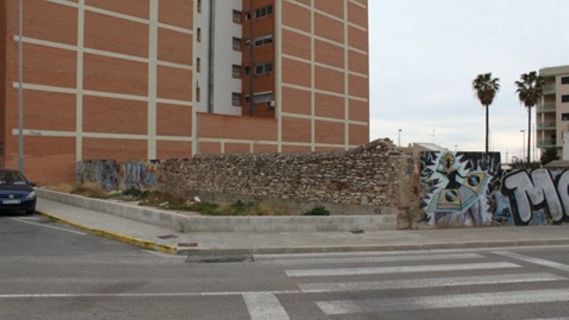 Suelo urbanizable de 2756m² en calle Poniente, Vinaròs, Castellón