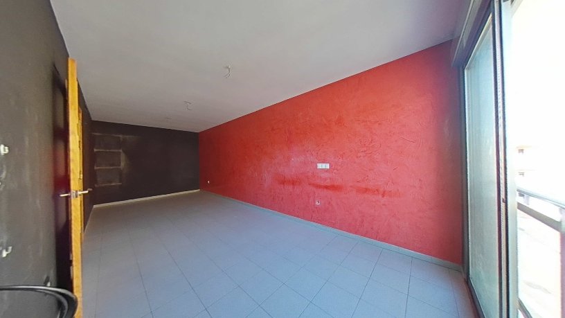 Piso de 104m² en calle Pilar, Vinaròs, Castellón